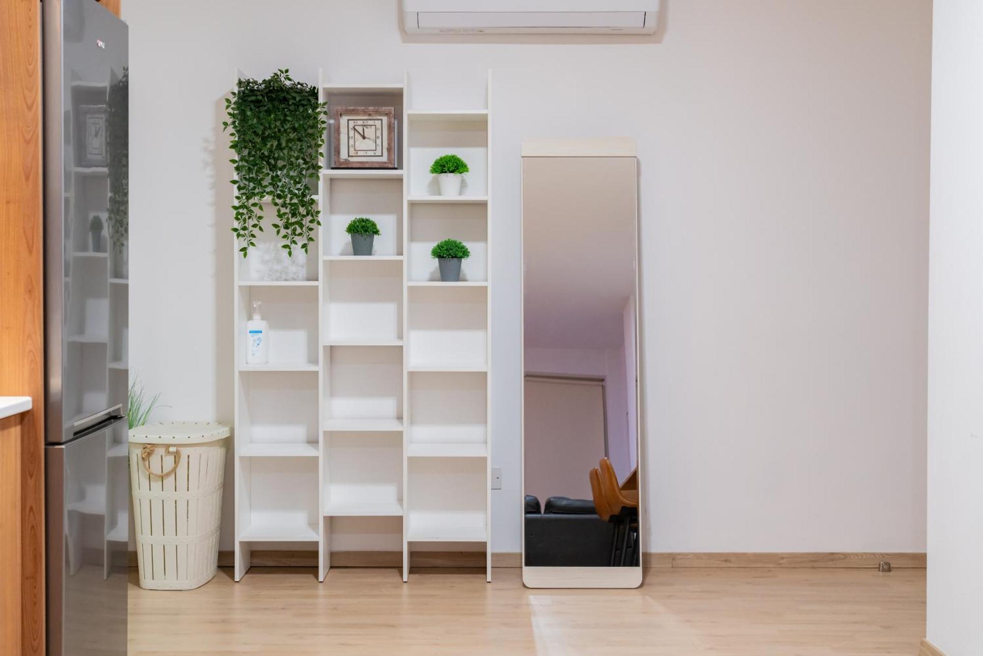 Earth Apartment Ларнака Екстер'єр фото